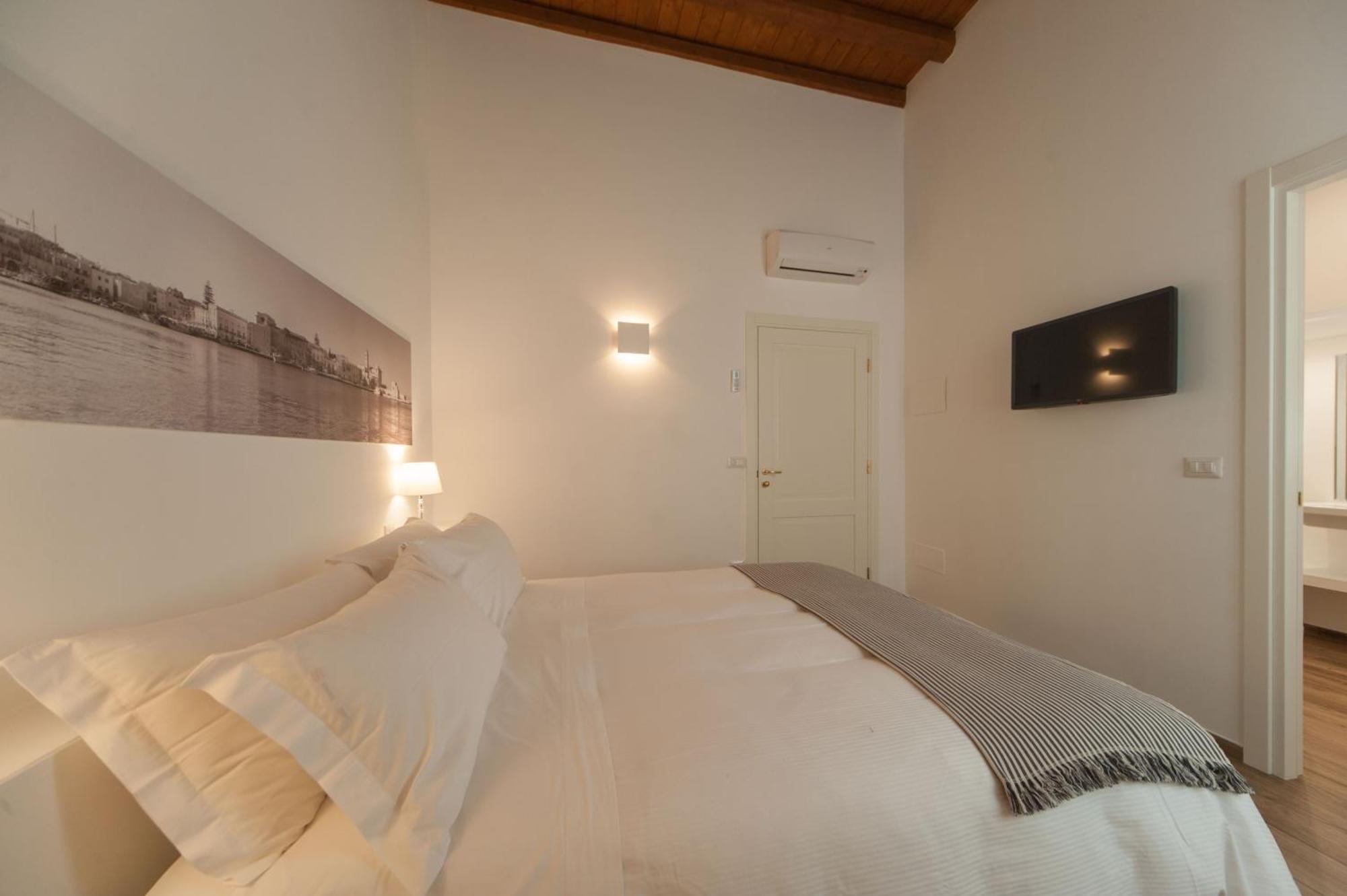 Bed and Breakfast La Soffitta Covelli Trani Exteriér fotografie