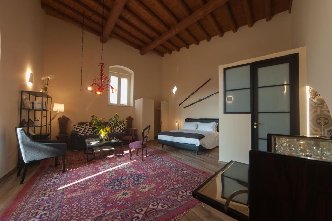 Bed and Breakfast La Soffitta Covelli Trani Exteriér fotografie